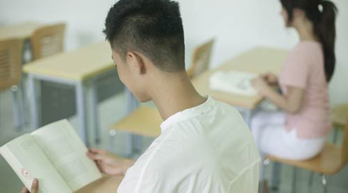 同步官方語(yǔ)言考試