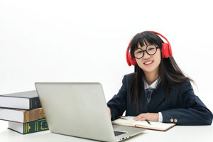線上韋博云中心，打破時(shí)空限制